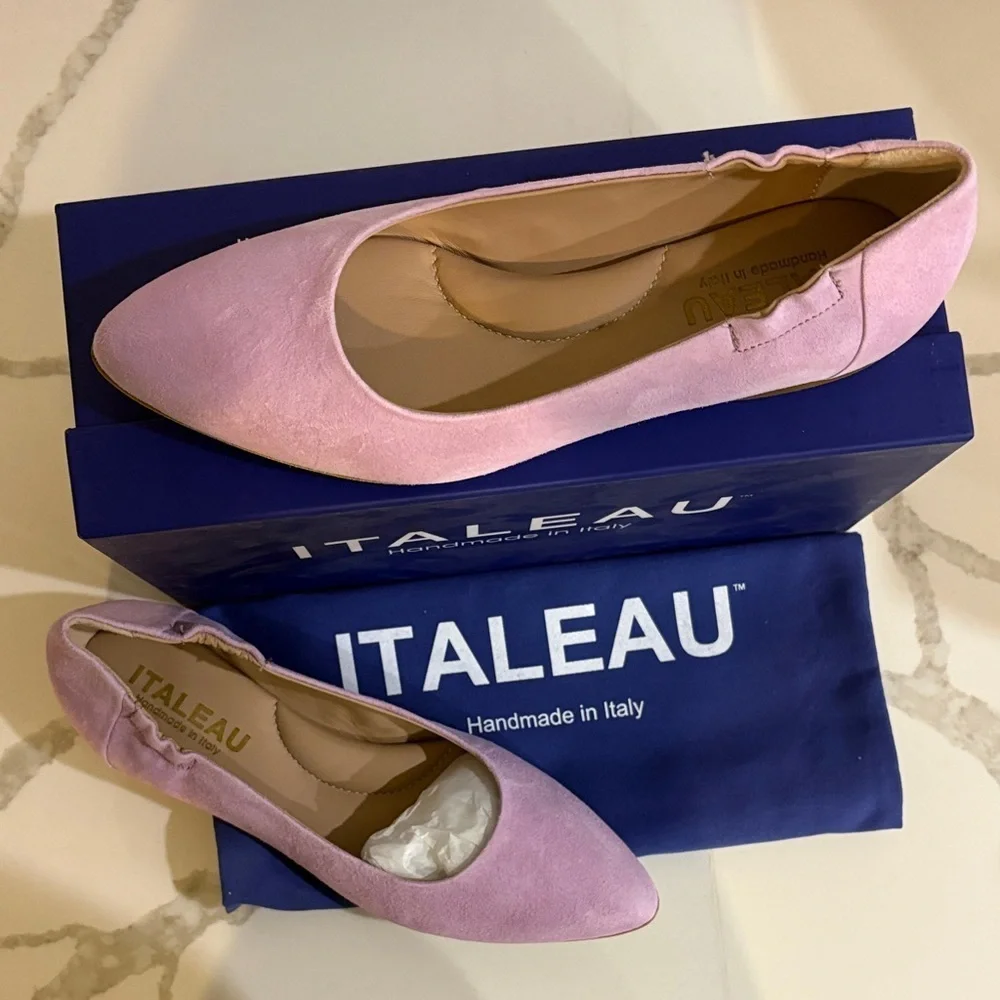 Italeau Purple/Lavender Suede Loafers 38/8
